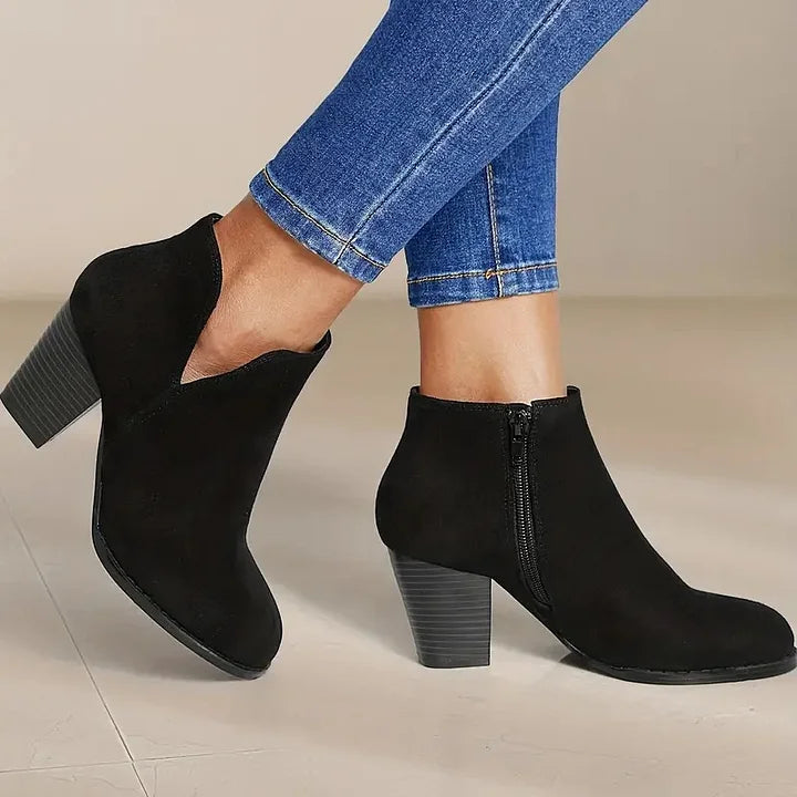 ALEXE™ | WOMEN'S CHUNKY HEEL BOOTS
