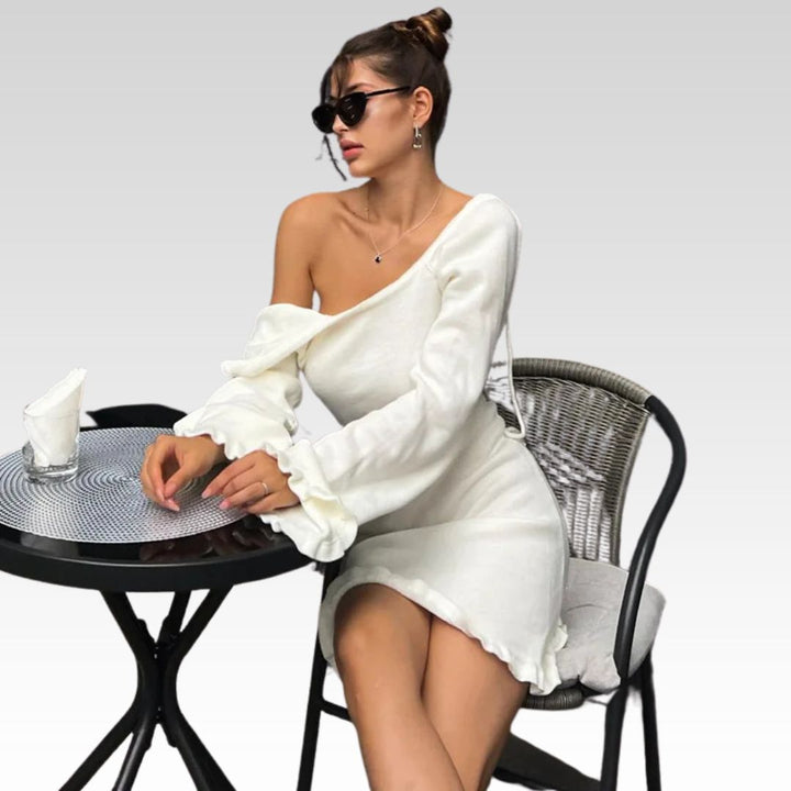 Eva™ - Chic Backless Mini Dress