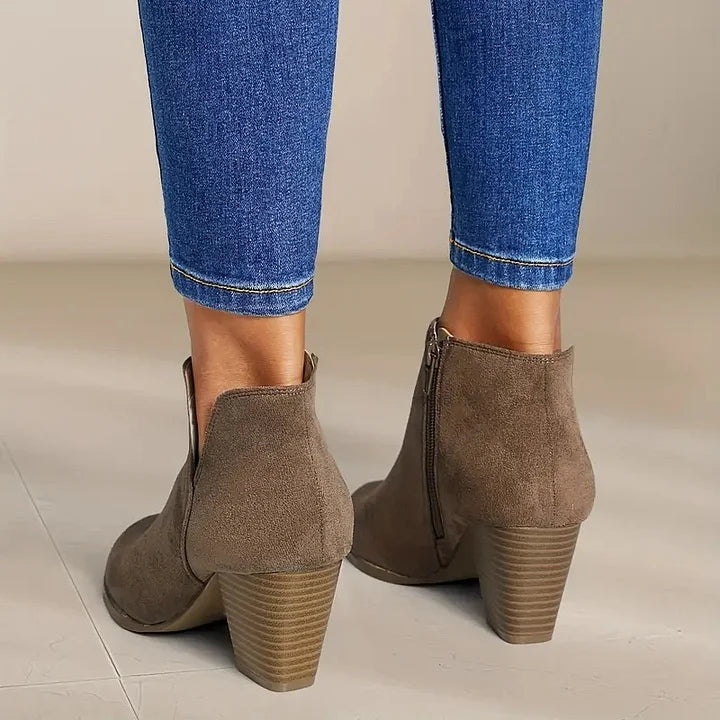 ALEXE™ | WOMEN'S CHUNKY HEEL BOOTS