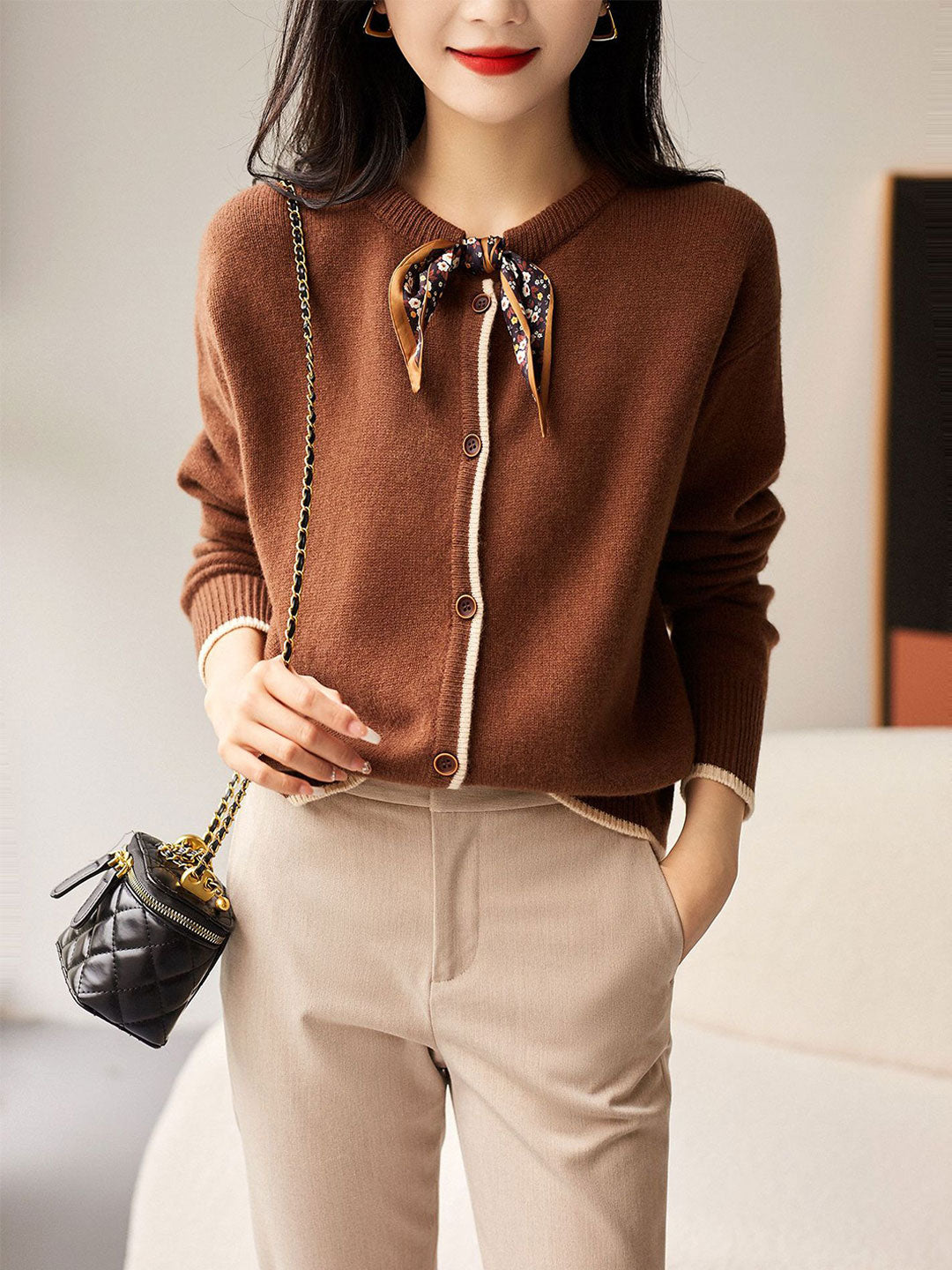 Aurora™ - Vintage Crew Neck knitted Cardigan