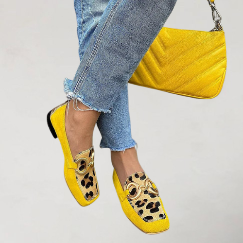 DIANA | CASUAL LOAFERS WITH METALLIC EDGE