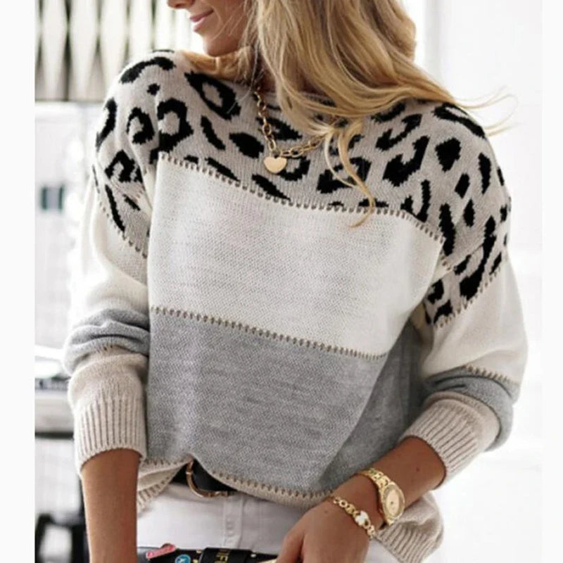 Helen™ - Elegant Jumper with Leopard Design