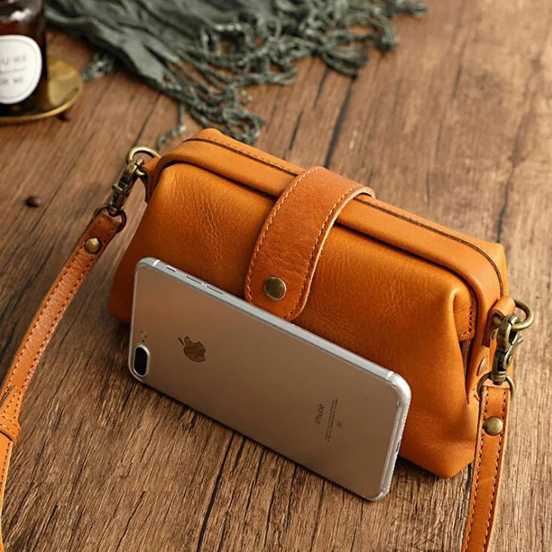 Vanessa™ - Chic Shoulder Bag